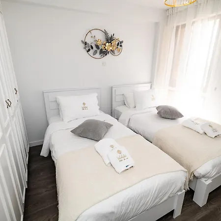Lazuli Beachfront Sea View Ap144 Larnaca Exterior photo