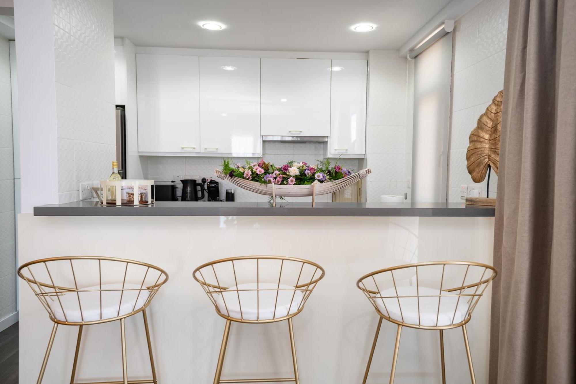 Lazuli Beachfront Sea View Ap144 Λάρνακα